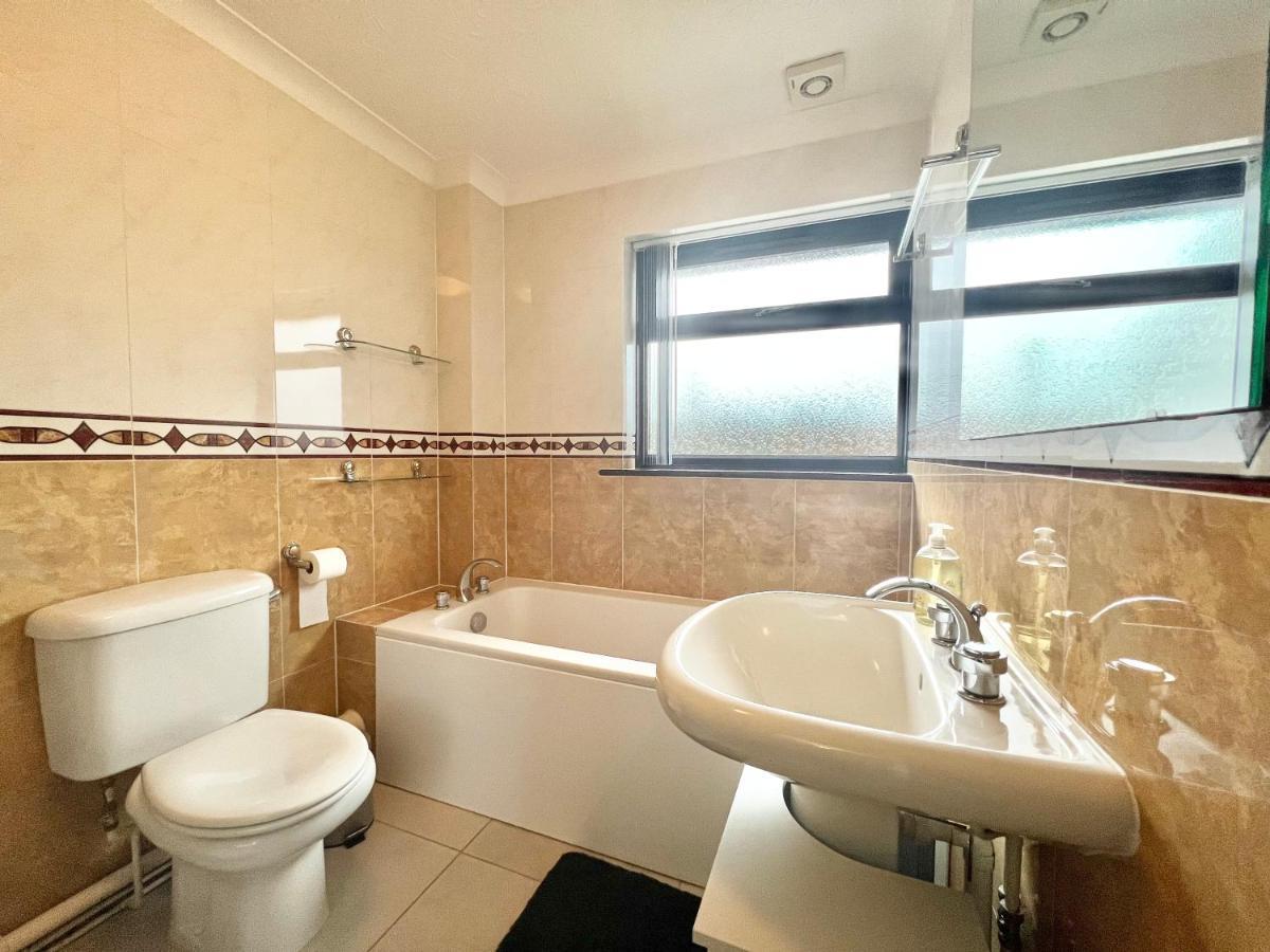 3 Bedroom House - Sandown Luaran gambar